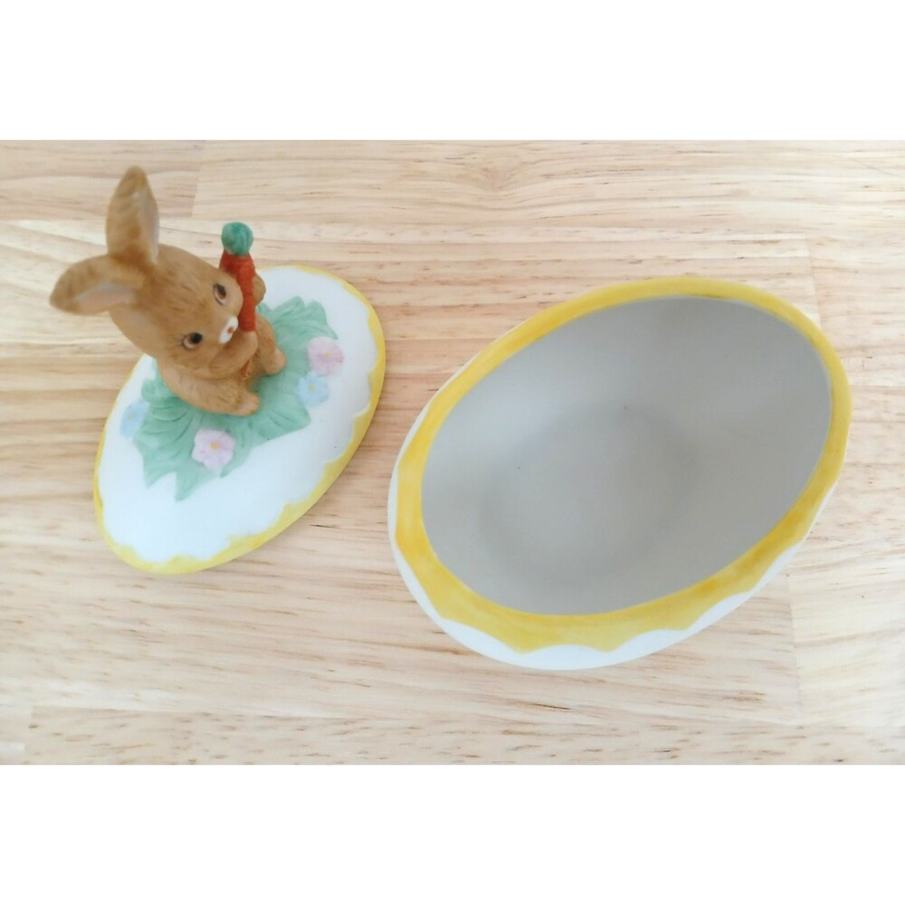 Lefton Vintage Ceramic Easter Bunny & Egg Trinket Jewelry Holder Dish - Picture 8 of 10